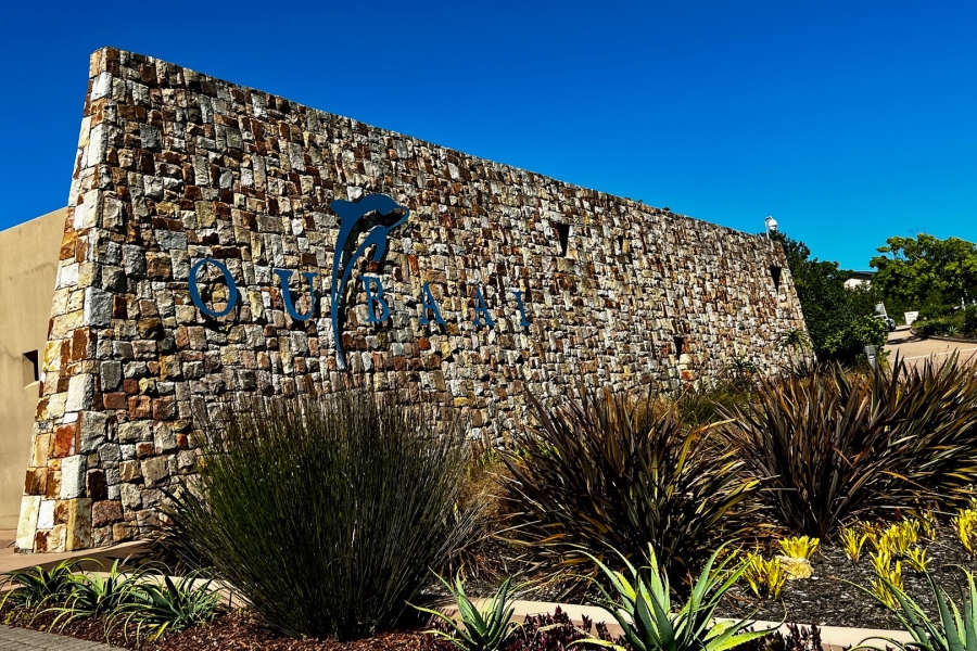 Commercial Property for Sale in Oubaai Western Cape